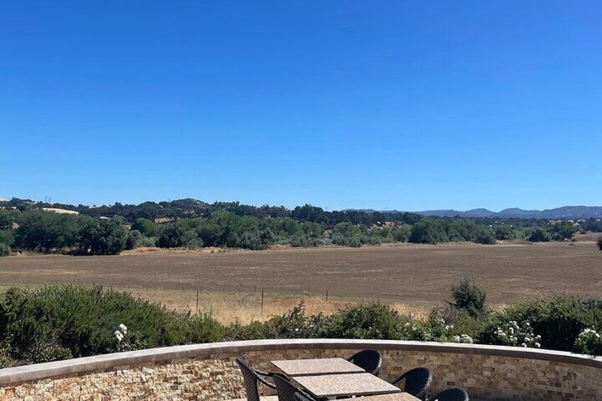 Pinot Noir Flight Wine Tasting in Paso Robles