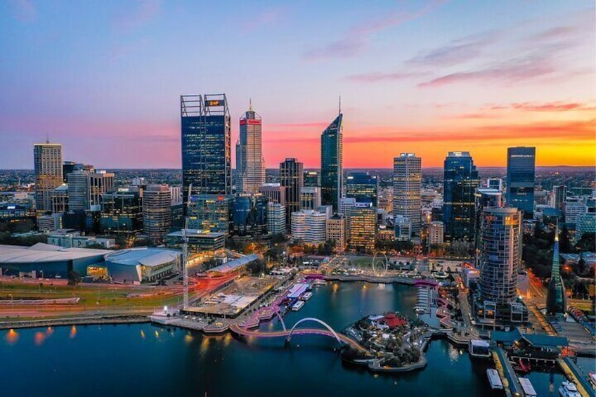 Perth Scavenger Hunt and Highlights Self-Guided Tour