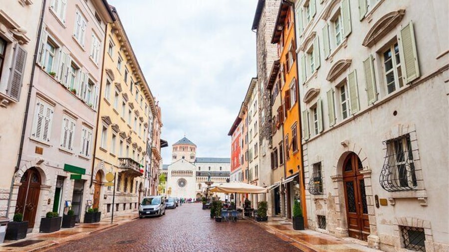 Trento Highlights Scavenger Hunt and Self-Guided Tour