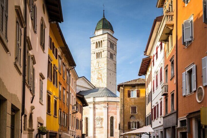 Trento Highlights Scavenger Hunt and Self-Guided Tour