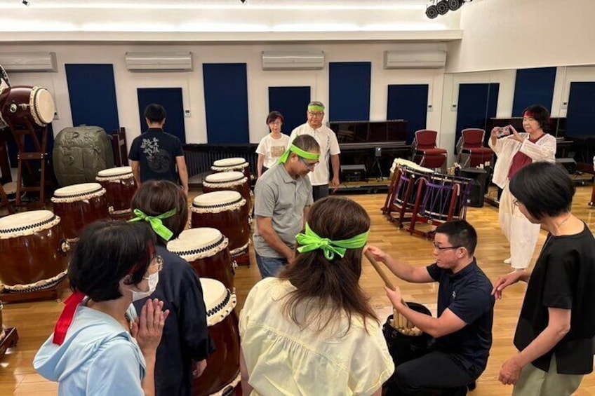 Taiko Japanese Drum Experience in Osaka