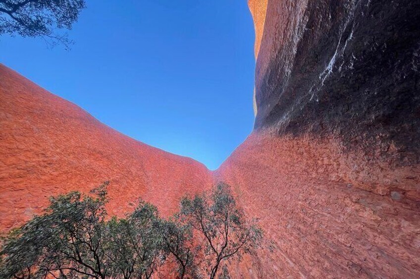 Waterholes and Highlights of Uluru