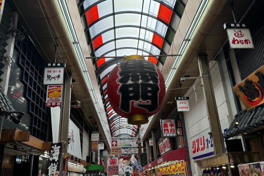 1 Hour Food Tour at the Kuromon Market in Osaka