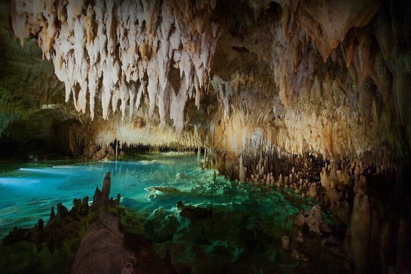 Stingrays, Starfish Point and Crystal Caves Cayman Combo Tour