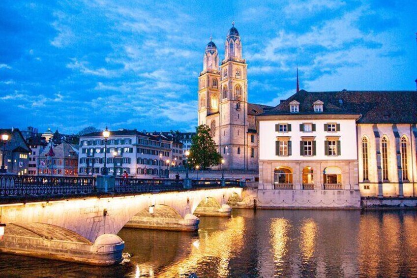 4 Hour Zurich Downtown Historical and Sightseeing Walking Tour 