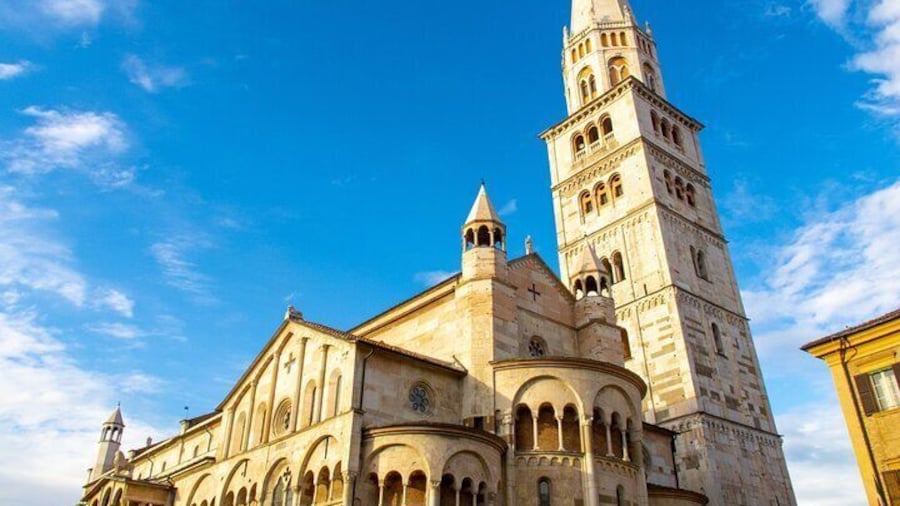 Modena City Walking Tour