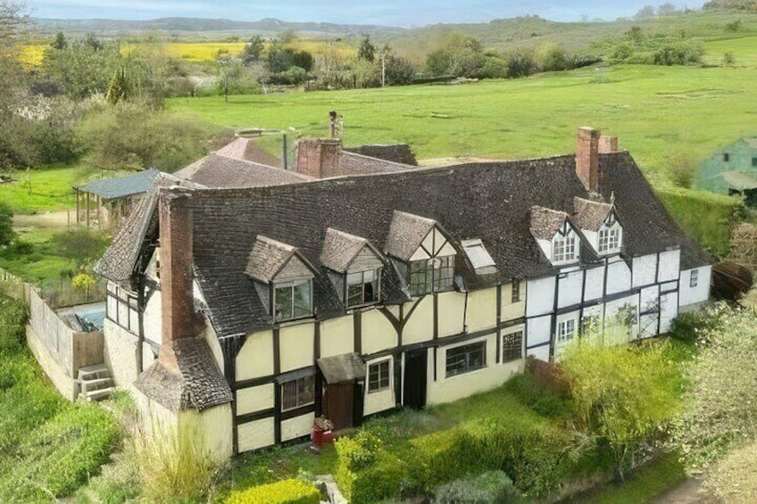 3 Hour Shakespeare Cultural and Historical Tour in Warwickshire
