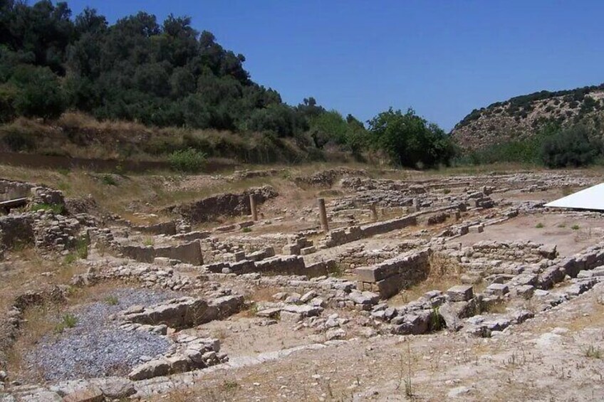 Private Tour Of Eleftherna and Rethymno Villages from Chania