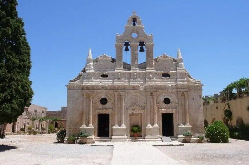 Private Tour Of Eleftherna and Rethymno Villages from Chania