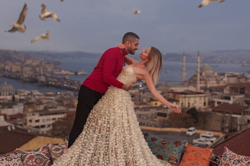 Istanbul Rooftop Experience Private Photoshoot