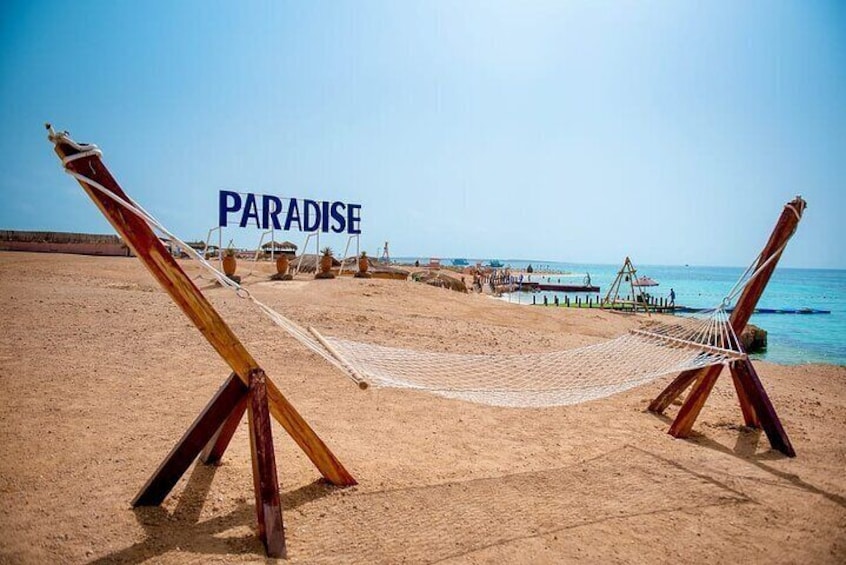 Paradise Island Hola Hola Full Day Adventure in Hurghada 