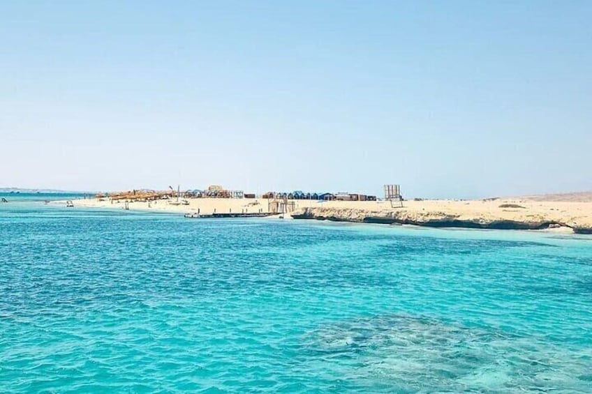 Paradise Island Hola Hola Full Day Adventure in Hurghada