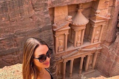 Full Day Petra and Wadi Rum Private Guided Tour