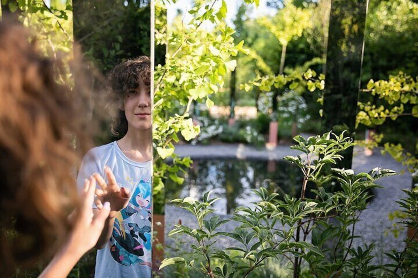 Have your photos taken in the gardens of Chaumont castle! 