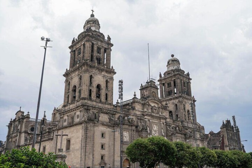 Guided Tour of Anthropology Museum and Historic Center in Mexico