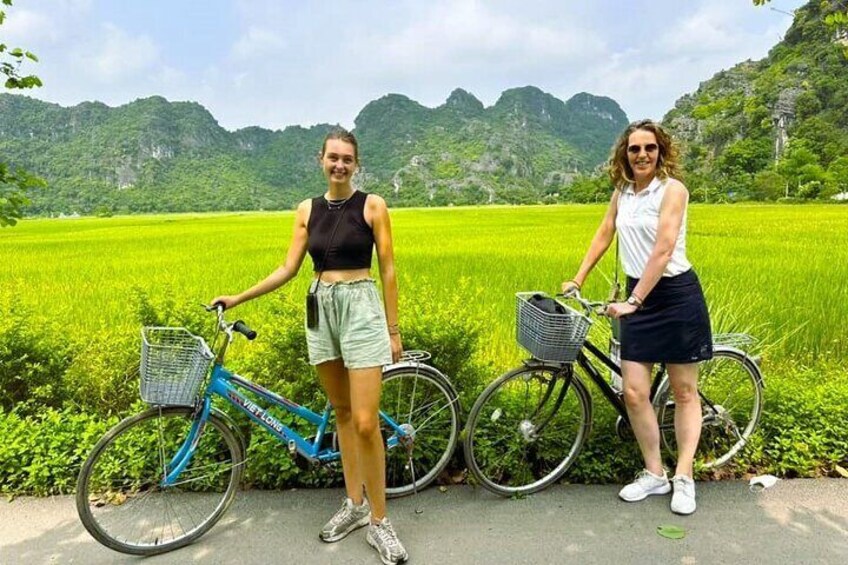 Explore Northern Vietnam in 7 Days: Ninh Binh, Ha Long Bay & Sapa