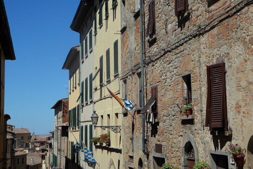 Volterra Old Town Private Walking Tour