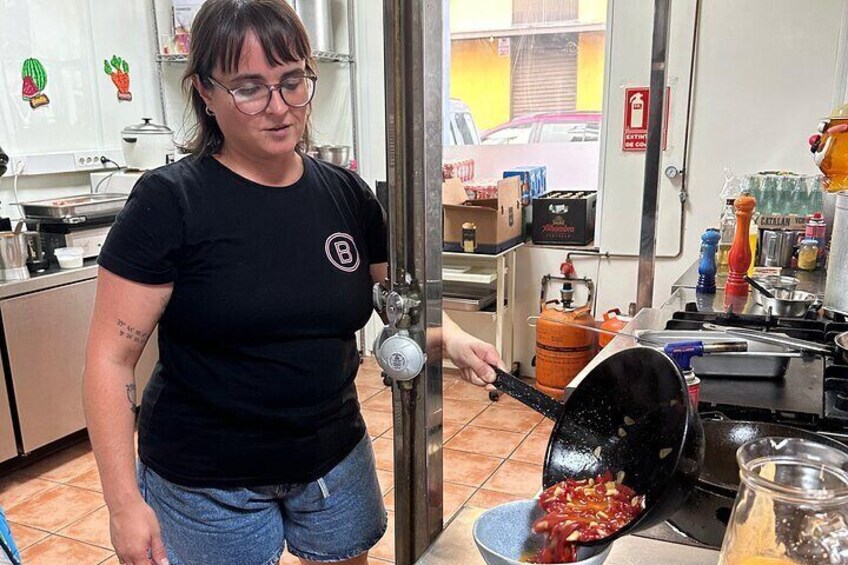 Tapas cooking workshop in Alicante