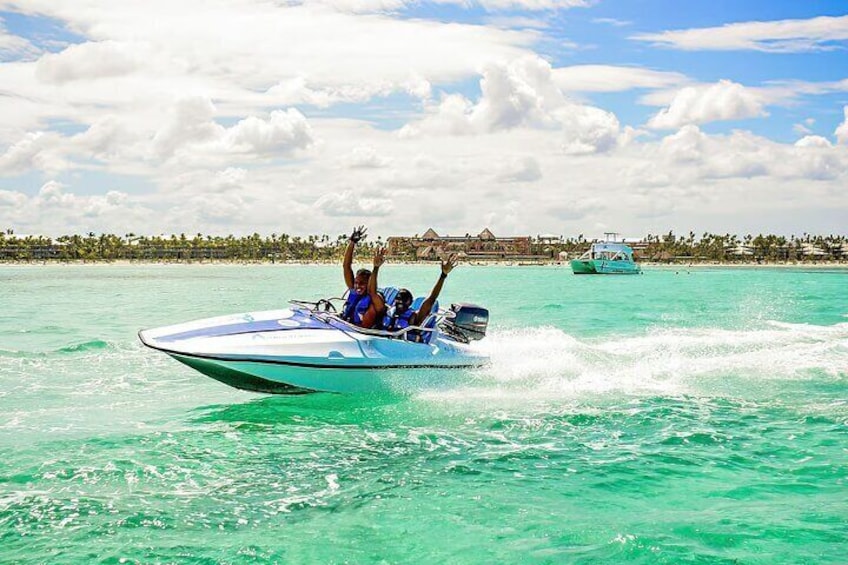Speed Boat Driving Experience Tour From Punta Cana