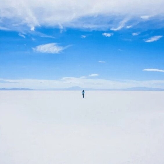 Calama (Chile) - Uyuni Salt Flats (Bolivia) Private Transfer