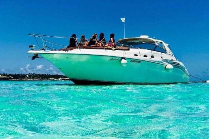 Private VIP Yacht in Punta Cana