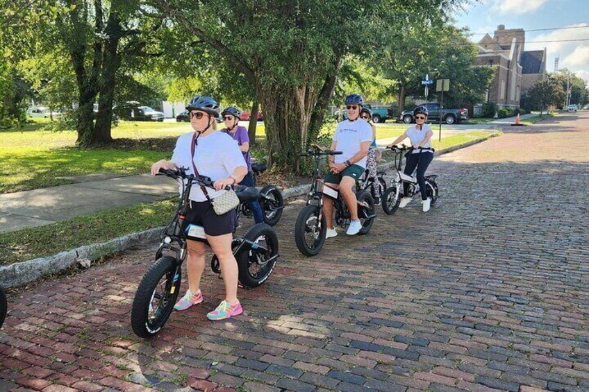 3-Hour Wilmington, NC E-Bike Airlie Gardens Tour