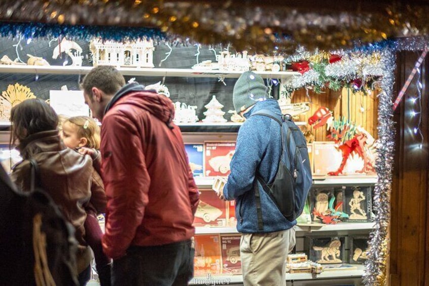 Festive Delights 3 Hour Stroll Through Dublin's Christmas Magic