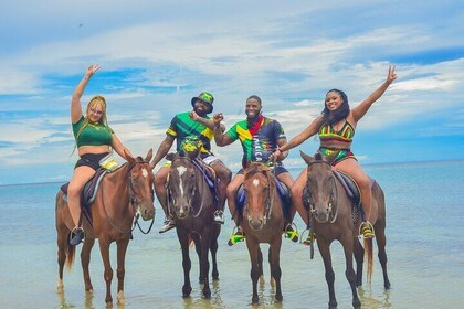 Horseback Riding and Dunn’s River Falls Day Tour to Ochi Rios