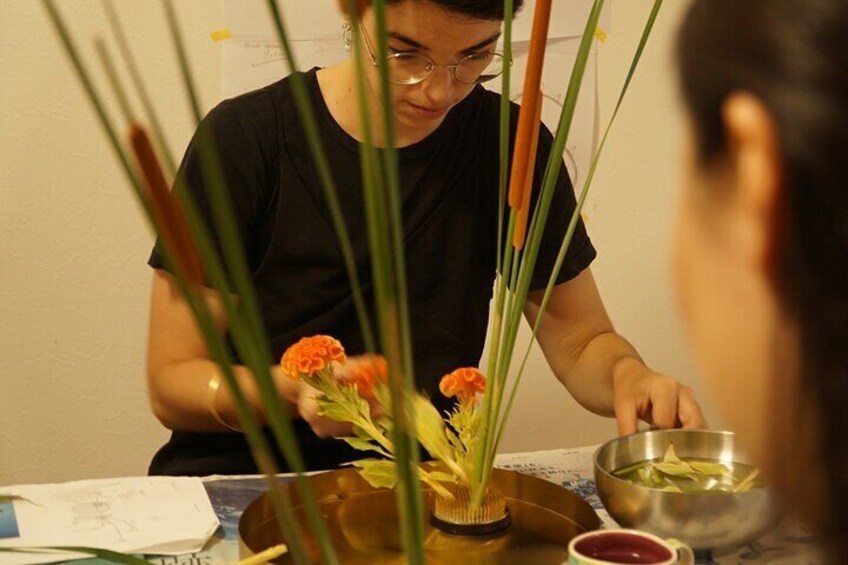 Osaka Learning Ikebana with a Sogetsu School Master