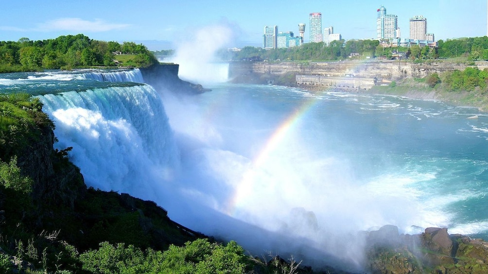 Niagara Falls Guided Day Tour by Air & Land from New York City