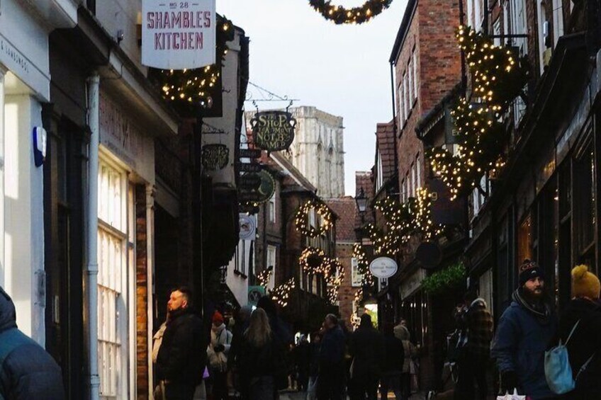 Private York's Christmas Market Festive Walking Tour 