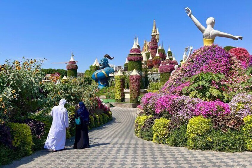 Global Village and Miracle Garden Tour in Dubai