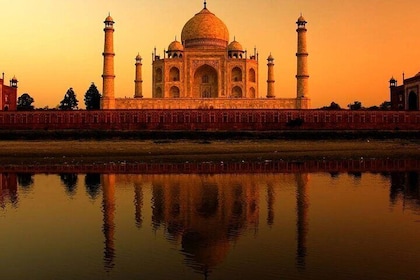 8-Day Private Tour of Delhi, Jaipur, Agra & Varanasi