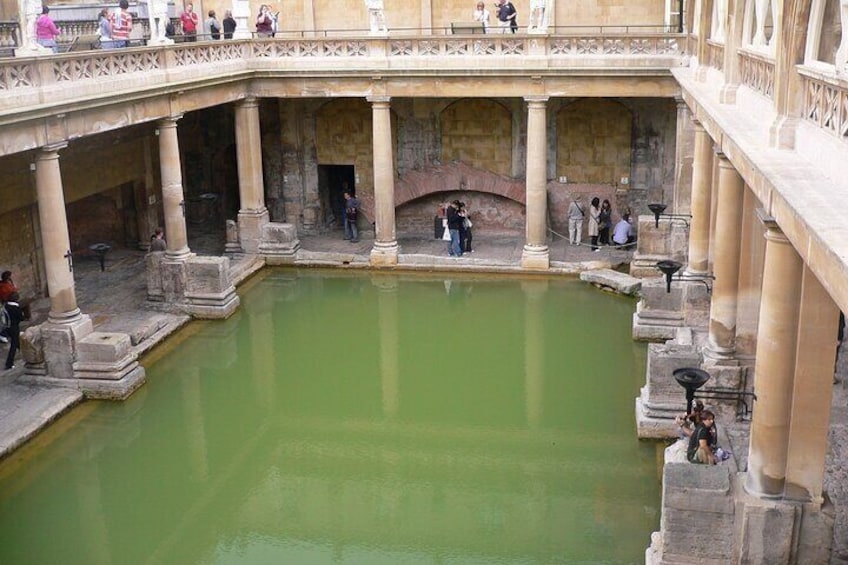 Stonehenge Roman Bath Private Tour with Admission