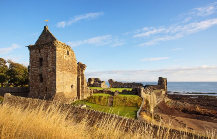 Historical Adventure to St Andrews & Dundee from Aberdeen