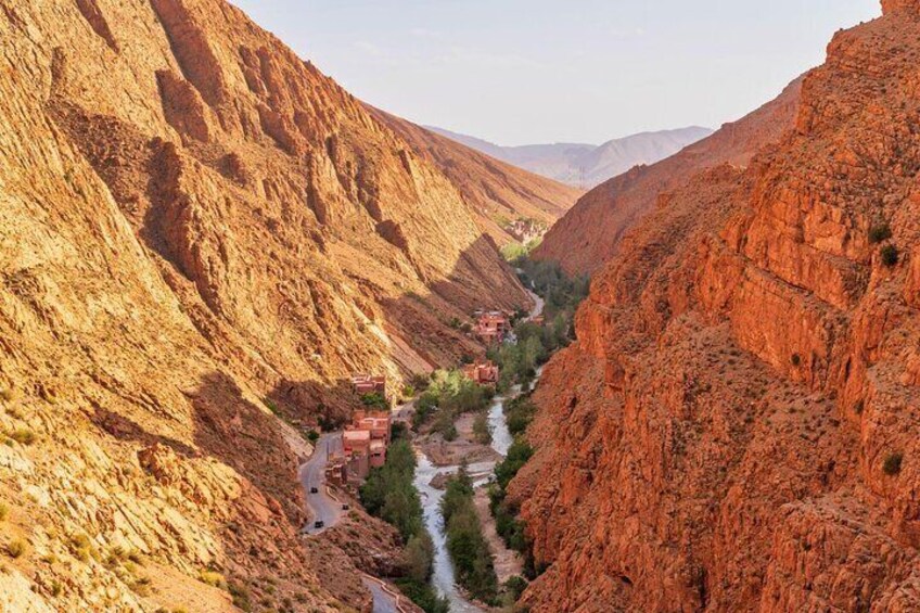 3 Days Pravite Desert tour from Marrakech to Fes 