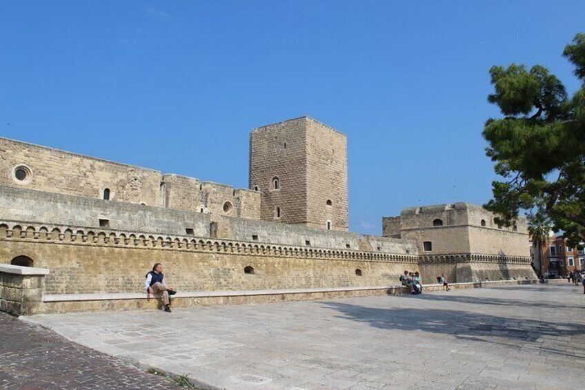 Half-Day Private Sightseeing Tour in Bari