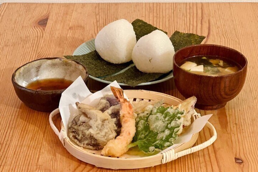 Tempura cooking class in Kyoto Arashiyama【vegetarian available】