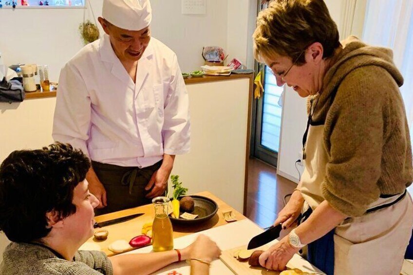 Arashiyama Veggie Kitchen: Hands-on Tempura & riceboll Cooking