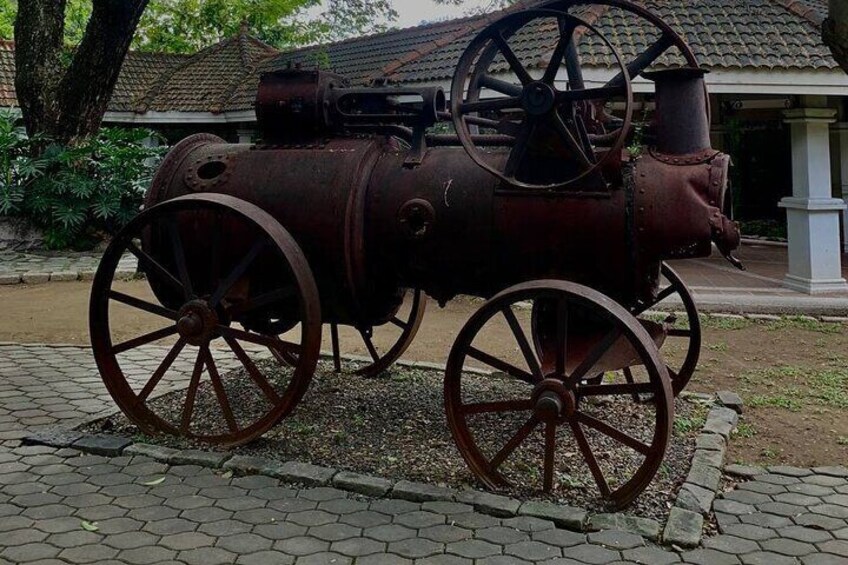 Steam Engine- Used for transporting “Sugarcane”.