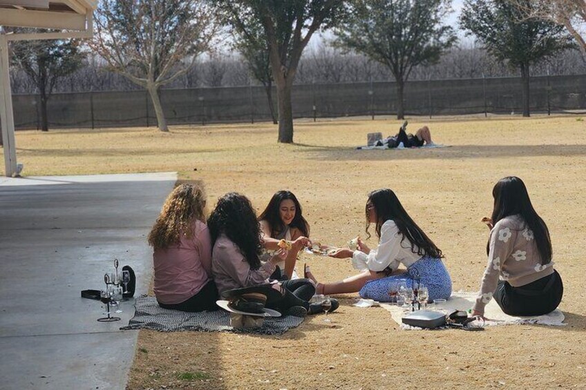 Pair your wine tasting with a picnic! Food is available at many of the wineries.