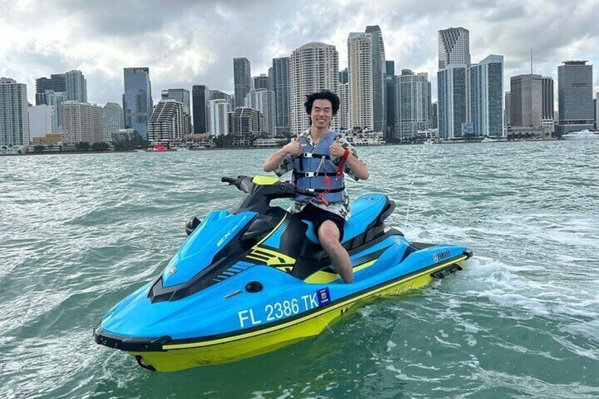 Jetski tour around the biscayne bay and the millionaire row
