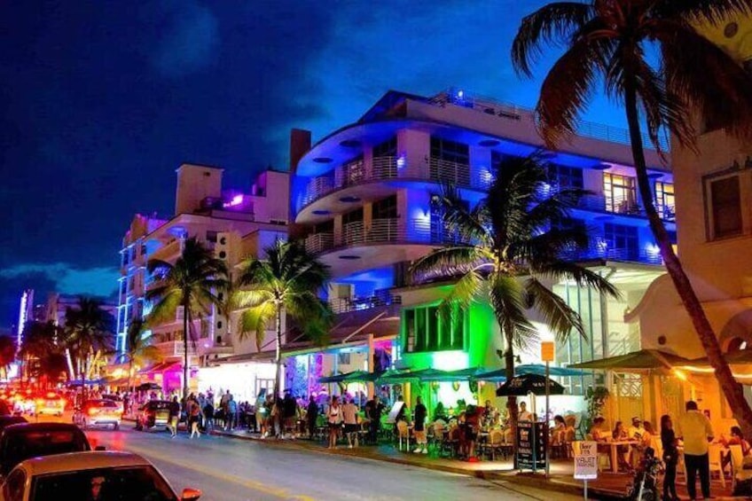 Miami highlights tour with tasting and salsa dancing