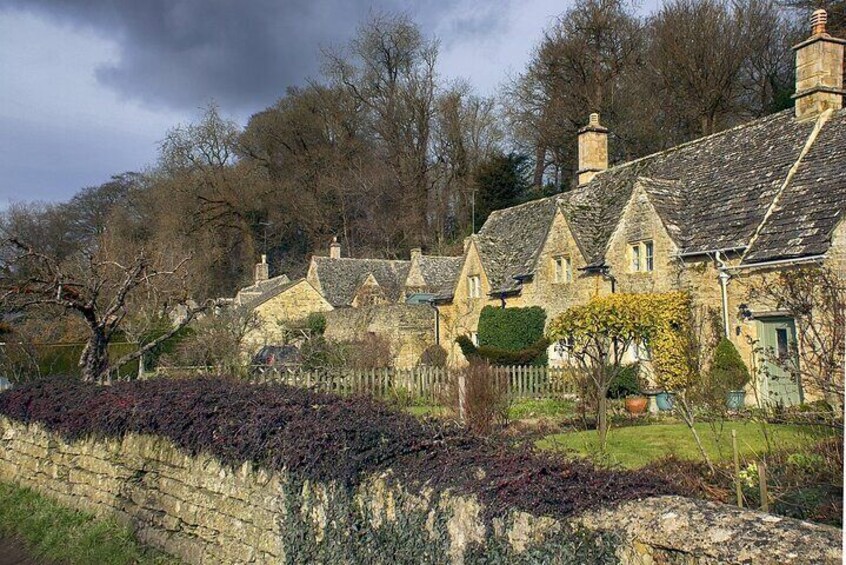 Private Guided Tour in Cotswold Way and  Shakespeare's Birthplace