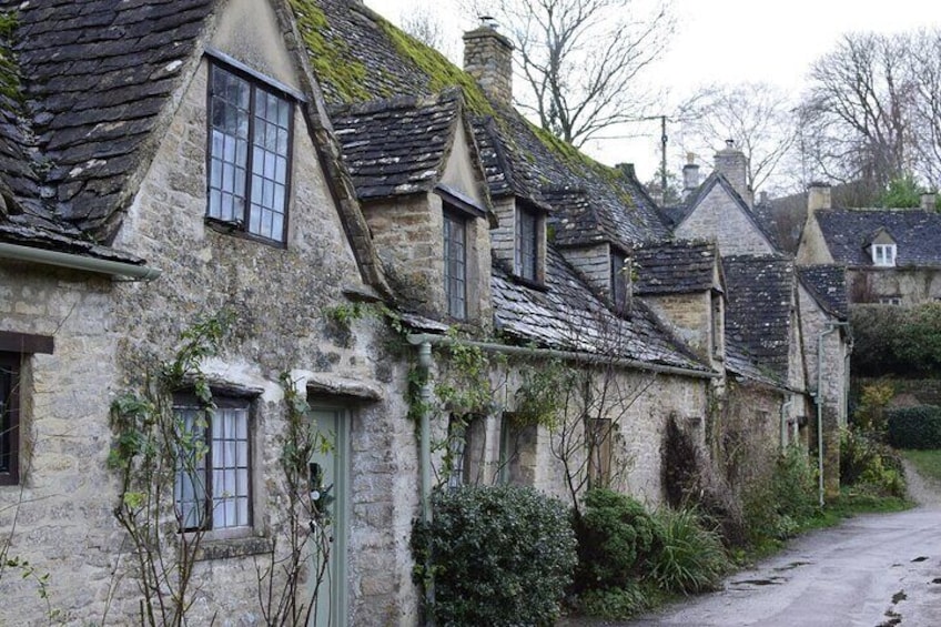 Private Guided Tour in Cotswold Way and  Shakespeare's Birthplace