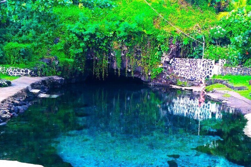 Piula Cave Pool