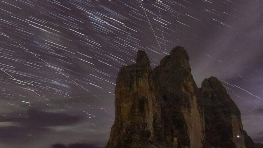 3PEAKS OF LAVAERDO BY NIGHT