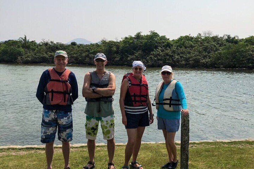 Half Day Guided Kayak Tour in Barra da Lagoa with Snacks