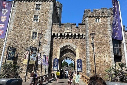 Private Tour: The Darker History Of Cardiff Walking Tour