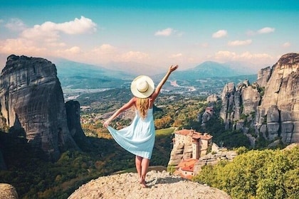 Meteora Private Tour From Athens